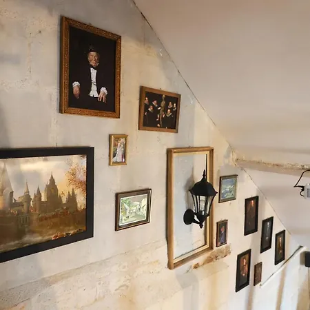 La Taniere Du Sorcier *