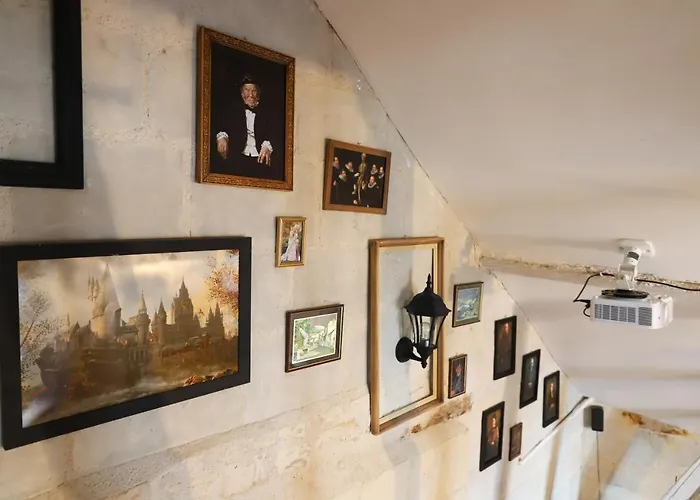 La Taniere Du Sorcier *